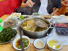-田村·酸汤鲜牦牛肉火锅(布达拉宫广场店)