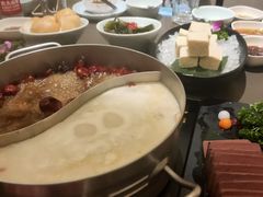 -捞王锅物料理(上海世茂广场店)