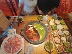 -赵美丽·重庆社区火锅·直营店(火车东站·中豪国际店)