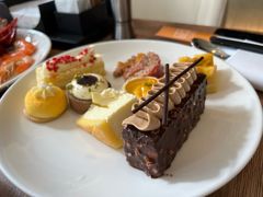 -怡咖啡海鲜自助餐厅(浦东香格里拉店)