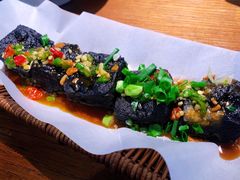 香煎臭豆腐-春家·非遗手工小吃(三墩新天地店)