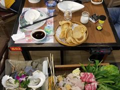 -樾餐厅泰式海鲜火锅(民歌湖店)