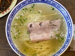 枫镇大肉面肉13面17-同得兴 Since·1995 传统苏式面馆(嘉馀坊店)