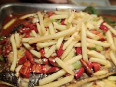 清江鱼-辣尚瘾·烤鱼·新川菜(交大直营店)