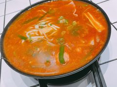 -肥汁米蘭香港米线(长宁来福士店)