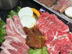 -木槿花韩式炭烤·熟成肉工坊(孙文东路店)