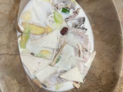 -滇香肴·云南菜蒸汽石锅鱼(云南北路店)