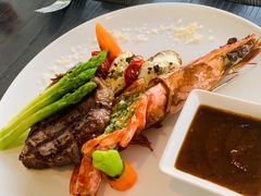 -蔚蓝阁餐厅·Brunch·牛排·威士忌·红酒