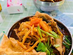 螺丝肉汤粉-红鼻子桂林米粉(金唐新光界店)