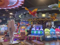 -卡通尼乐园(龙湖六合天街店)