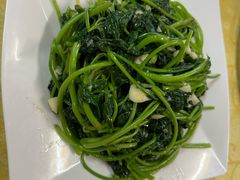 -大石鼓山庄·珠海第一烧猪