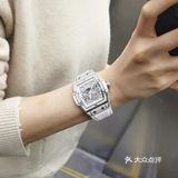 宇舶炫就对了，不要问买的值不值