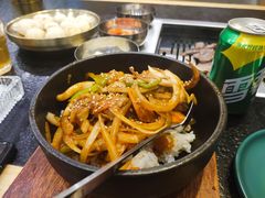 -臻牛烤肉