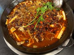 -鸿顺老铁锅美蛙鱼府(解放碑店)