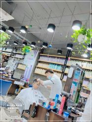 -阿兵荣辉美容理发有限公司