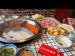 -山悦里 山野·鲜火锅(罗斯福广场店)