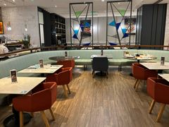 -港丽餐厅(高德置地店)