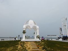 -北戴河碧螺塔海上酒吧公园