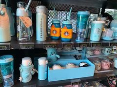 零售区-星巴克(苏州诚品店)