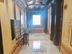 -皇宫大酒店