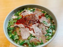 -臻老板牛肉面(光华路SOHO店)