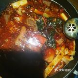 这次吃群光广场店。直升电梯至九楼，出来入目就是门店