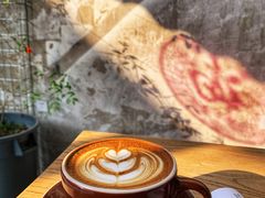 拿铁-VOYAGE COFFEE 咖啡烘焙工坊店(798艺术区店)