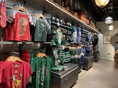 -九又四分之三站台哈利波特商店