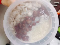 酒酿红豆薏米羹-炖物24章·顺时轻养茶(杭州大厦店)