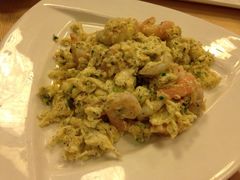 黑松露炒滑蛋虾仁-唐宫海鲜舫