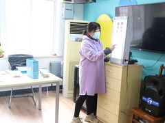 -上海和平眼科医院