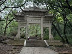 -灵岩山风景区