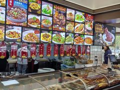 -老码头黑皮肘子锅包肉熏酱水饺(文政街店)