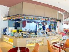 -荣誉国际酒店-云顶旋转餐厅