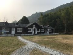 -梦娜斯庄园