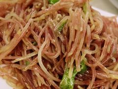 -蔼若春.传承三十年云南菜(金碧公园店)