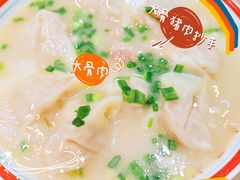 -八二小区抄手(三友路店)