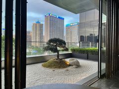 -丽思卡尔顿·炙焰·铁板烧餐厅