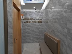 -上海仁爱医院口腔科 · 种植