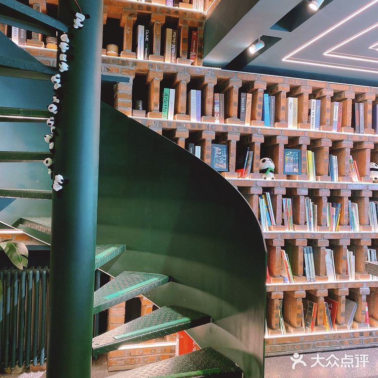 北京探店|可以和熊猫一起喝咖啡好地方