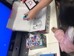 -上海南东电玩(上海置地广场周大福店)