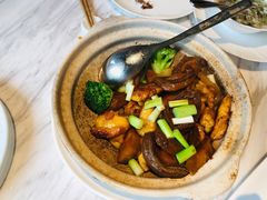 鲍鱼花胶焖鸡-香樟花园新粤料理(无锡万象城店)