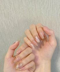 -悦指间美甲美睫