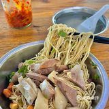 海口美食｜海甸岛老字号早餐店 猪杂腌面绝了