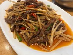 -兔行天下-鸿鹤鲜锅兔(中海国际店)