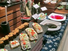 -昆山裕元花园酒店·温莎西餐厅