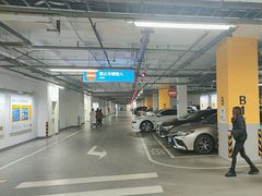 -宜家家居（上海徐汇商场店）-停车场