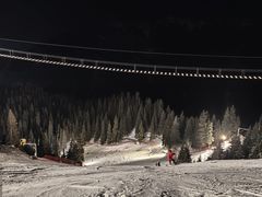 -丝绸之路山地度假区滑雪场