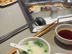 -海底捞火锅(新松江路店)