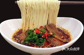 Beef Bench Noodles